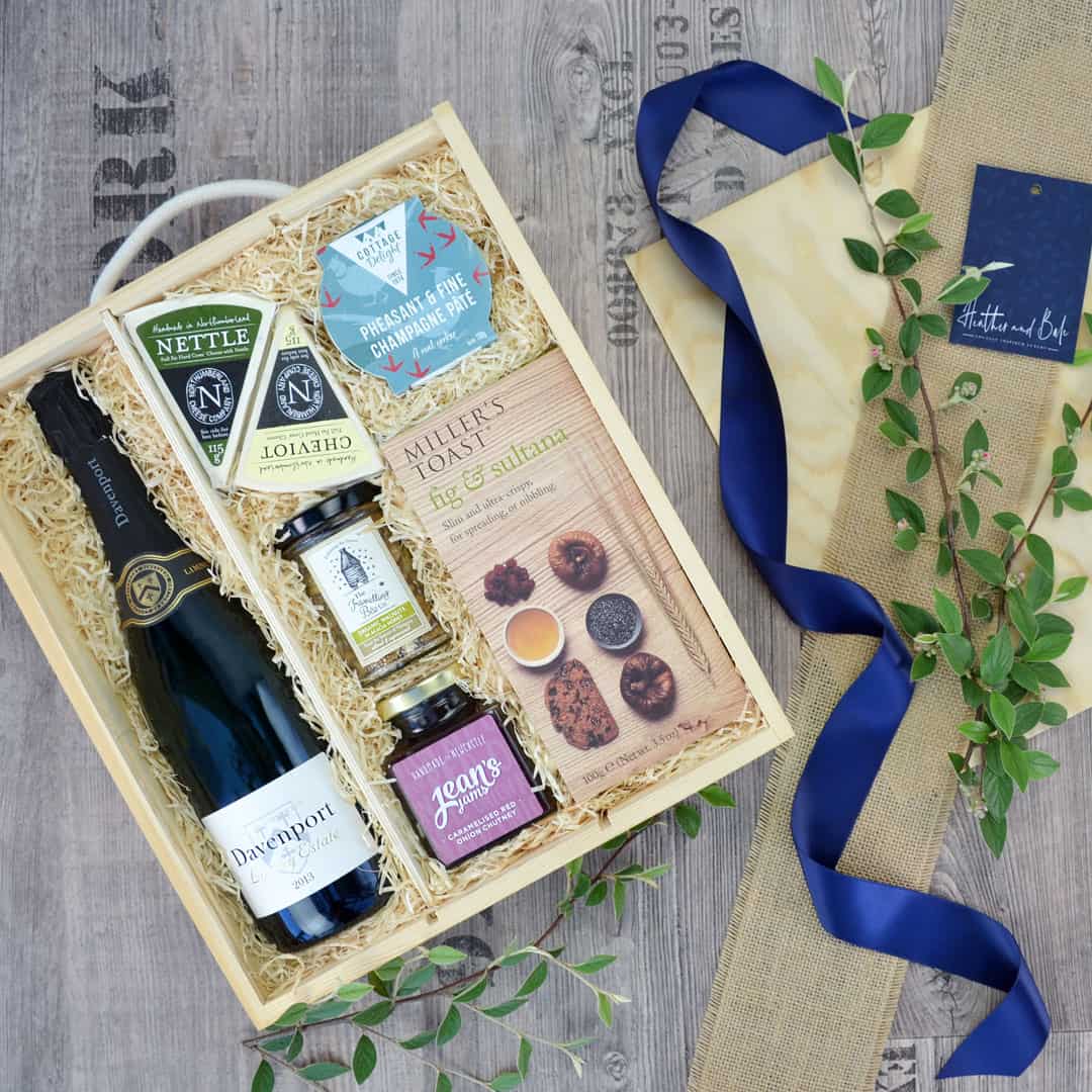 English Wine & Cheese Box