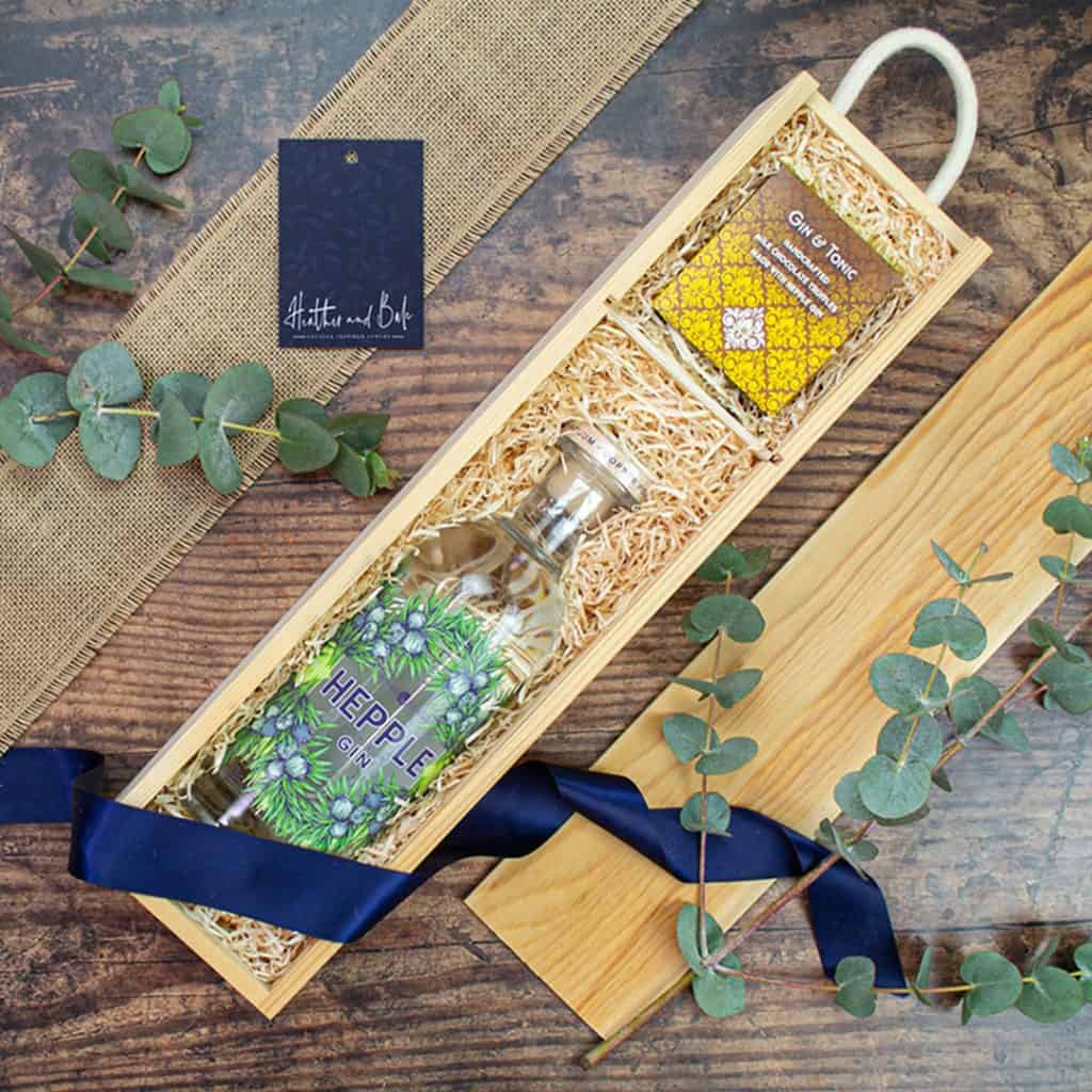 Hepple Sloe Gin Hamper Luxury Hampers & Gifts Heather and Bale