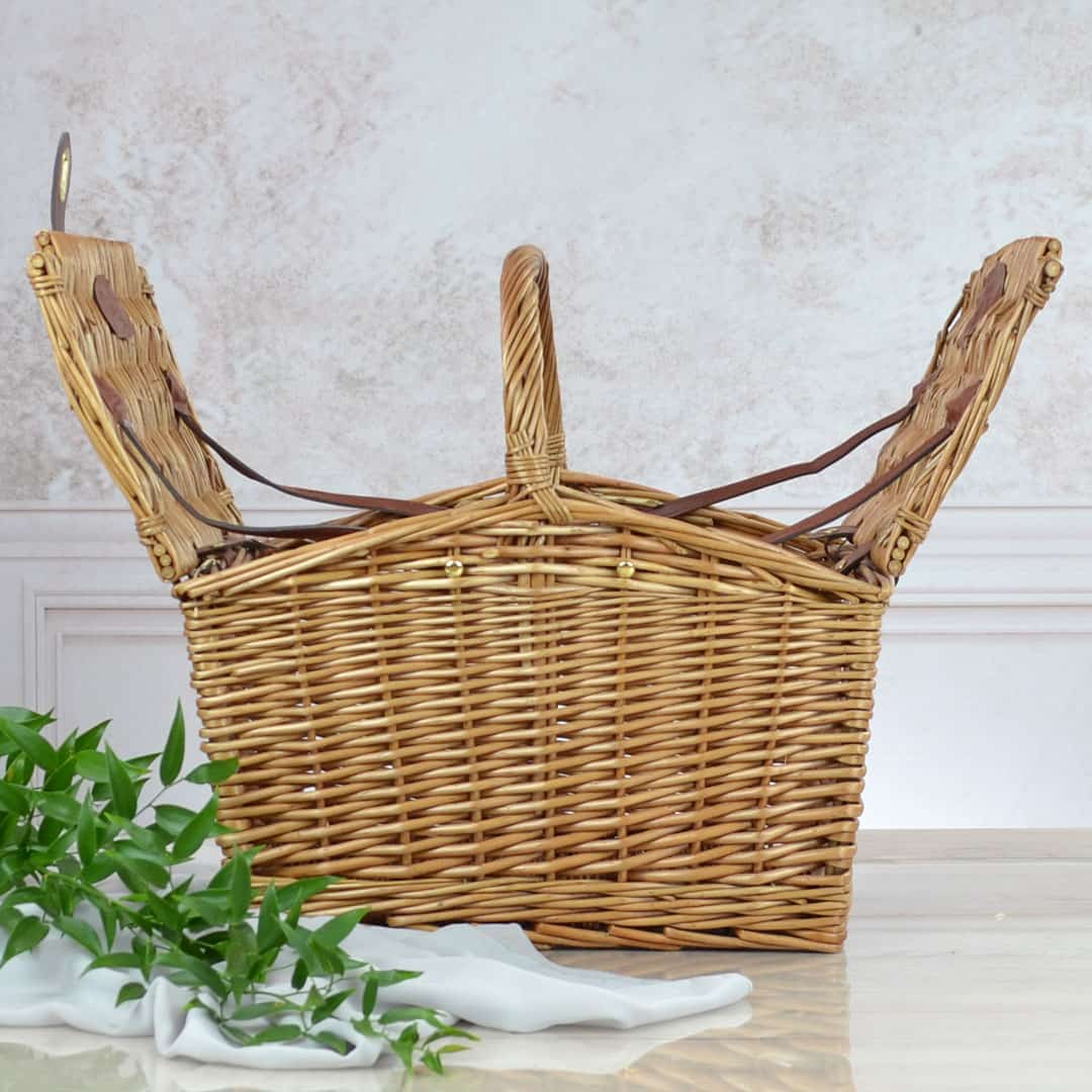 Slope sided Picnic Basket