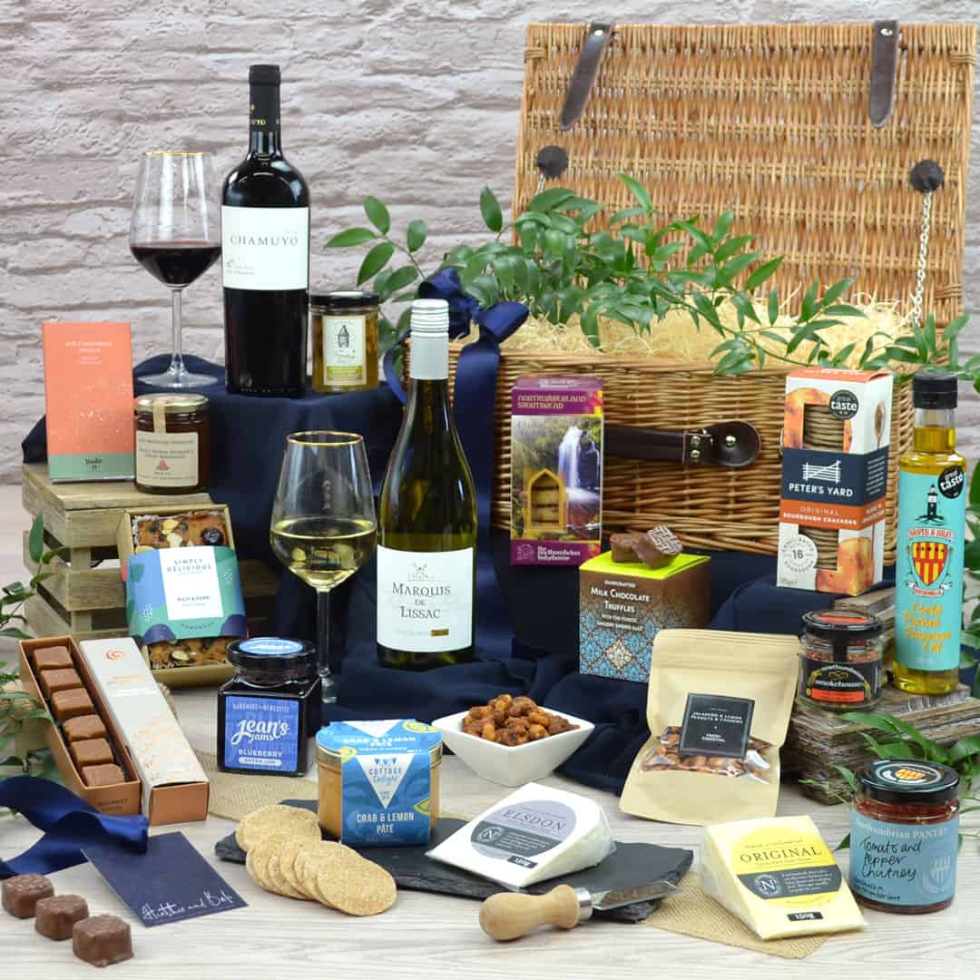 Earsdon Luxury Hamper | Luxury Food and Wine Hamper